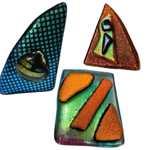 DICHROIC FUSED GLASS PINS – SET OF 3 ABSTRACT STATEMENT PIECES 🎨💫 - Picture 17 of 17